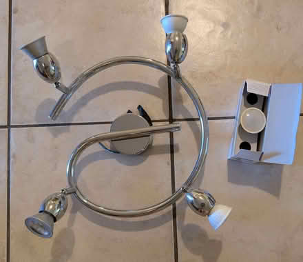 Photo of free 5 GU10 LED bulbs and light fitting (Barnard's Green WR14) #2