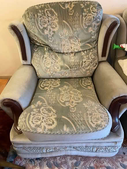 Photo of free Manual Reclining Chair (Oakhill BA3) #1