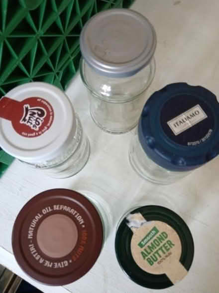Photo of free Glass jar (SW15 Putney Vale) #1