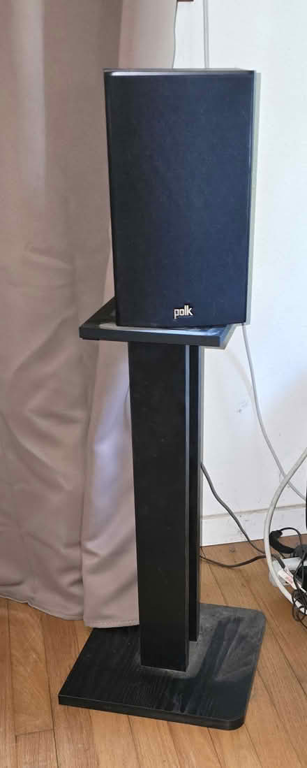 Photo of free Stereo receiver and speakers (Lake city area) #2