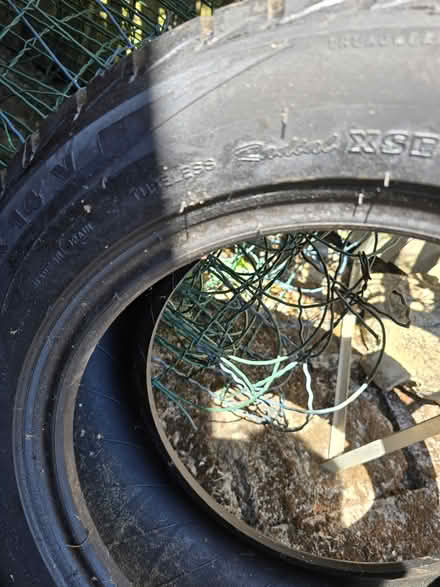 Photo of free Car Tyre (GU9 9e) #4