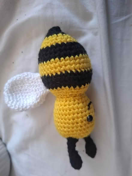 Photo of free Crocheted bee (Seaside BN22) #1
