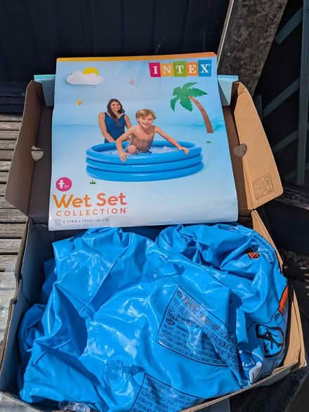 Photo of free Child's paddling pool (PO21 Nyetimber) #1