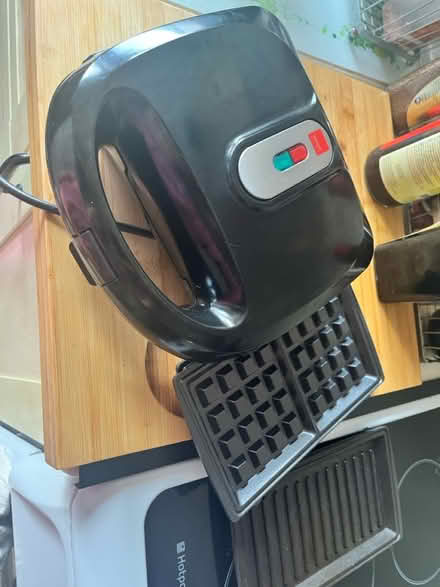 Photo of free Toastie maker 3 in 1 (Abingdon OX14) #2