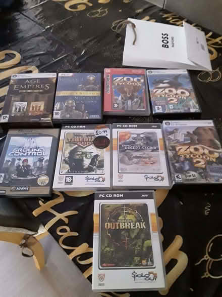 Photo of free Set of PC/Windows Games (Gidea Park RM2) #1