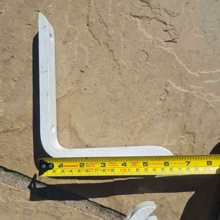 Photo of free 5xwhite brackets (Bellfields GU1) #3