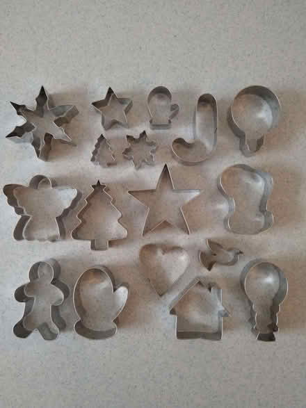 Photo of free metal biscuits moulds (Victoria SW1V) #1