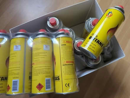 Photo of free Butane camping gas canisters (Battersea SW11) #1