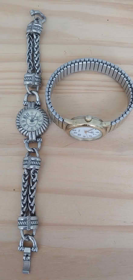 Photo of free Ladies Wristwatches (94087) #2