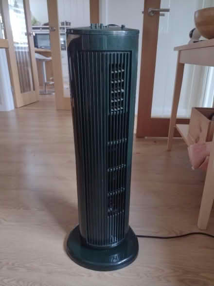 Photo of free Tower Fan (Hotley Bottom HP16) #1