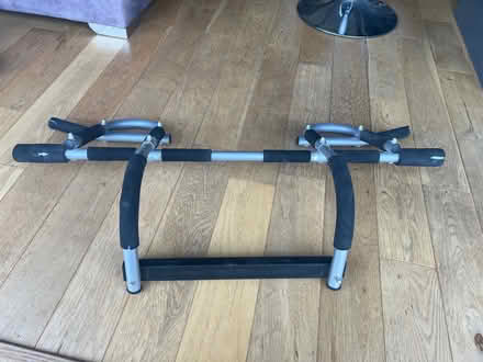 Photo of free Overdoor pull-up bar (Northcourt OX14) #2