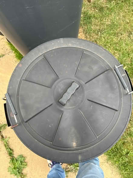 Photo of free Dustbin (Kettering NN15) #2