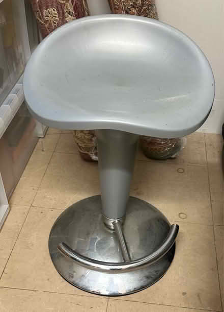 Photo of free Stool (Eynsham OX29) #2