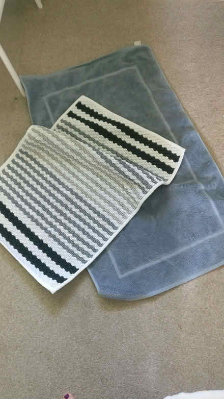Photo of free Bathmats (Shenley Church End MK5) #1