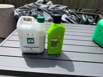 Photo of free Car wash and wax/shampoo (RG7 1gx) #2