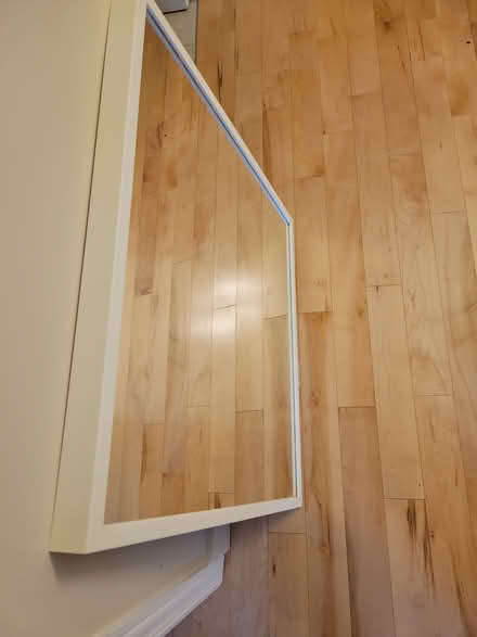 Photo of free Mirror (Montreal road and St Laurent) #2