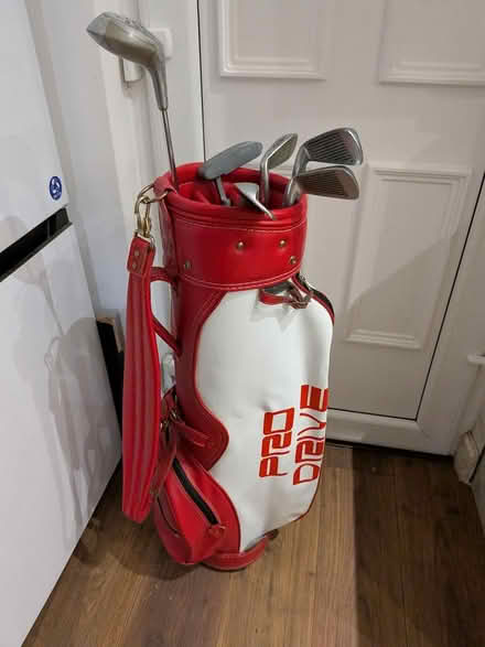 Photo of free Mixed women's golf clubs (Manchester M19) #2