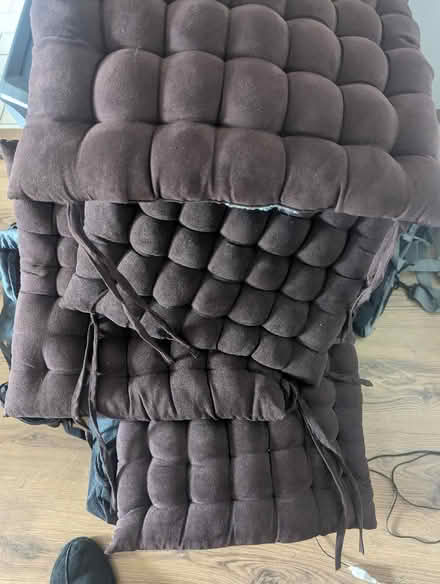 Photo of free Pillows and Cushions (Leith EH6) #1