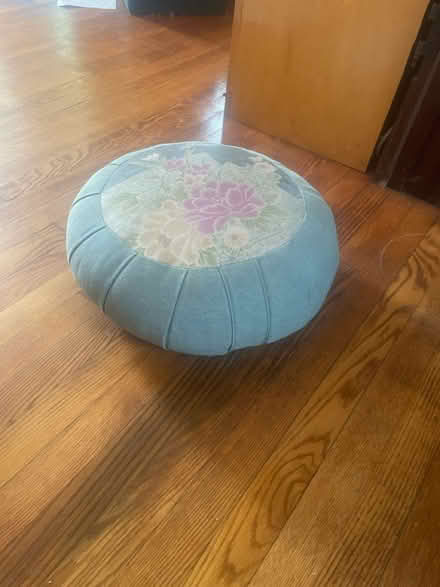 Photo of free Firm meditation cushion (downtown) #1