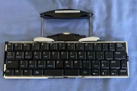 Photo of free O2 ph10a XDA Stowaway XT Portable PDA Keyboard (Fords Farm RG31) #3