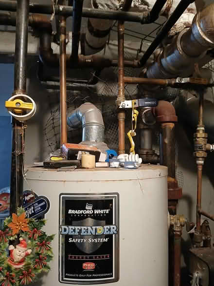 Photo of free hot water boiler (Bronx.morrisania 10456) #1