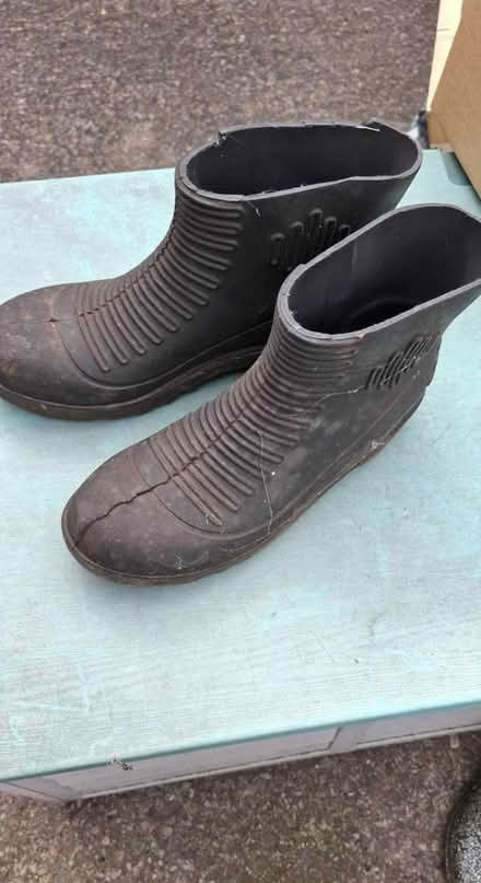 Photo of free Steel toe cap wellies Mens size 8 (Mansfield NG19) #1