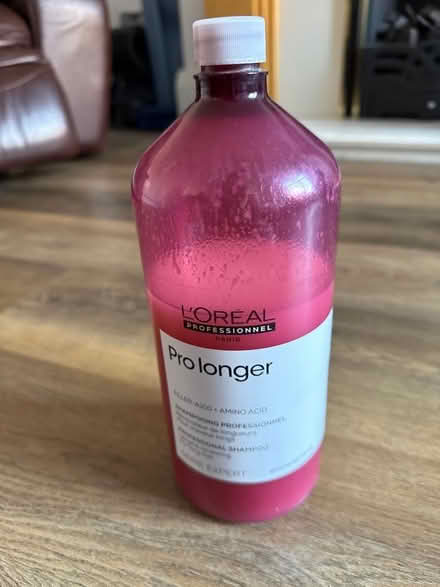 Photo of free LâOreĚal shampoo and conditioner (Common Edge FY4) #1