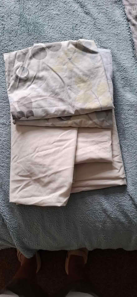 Photo of free Fitted double bed bottom sheet (BD2 Wrose) #1
