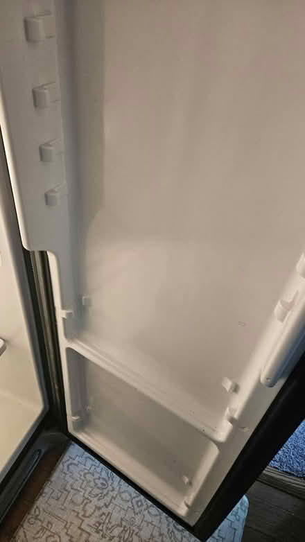 Photo of Fridgeair refrigerator parts (21042) #1