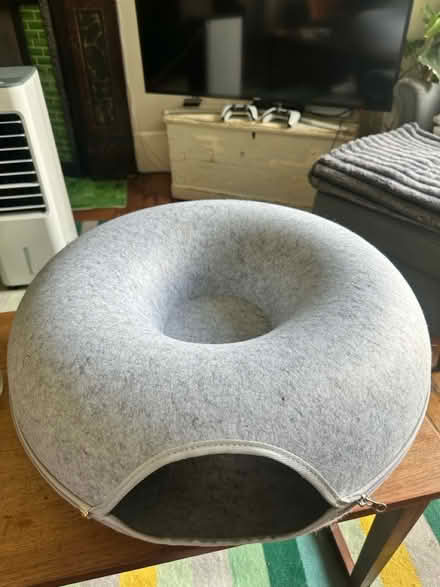 Photo of free Cat Tunnel Bed Donut (N11 2Lt) #2