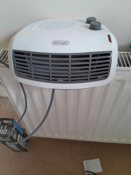 Photo of free De Longhi heater (Southsea PO4 0JZ) #2