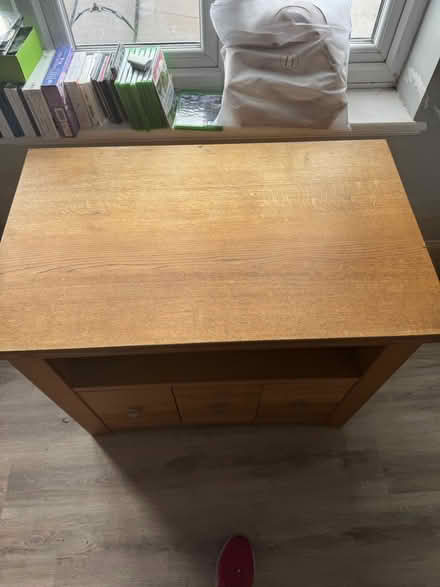Photo of free Oak tv unit (Ng2 6jh) #4
