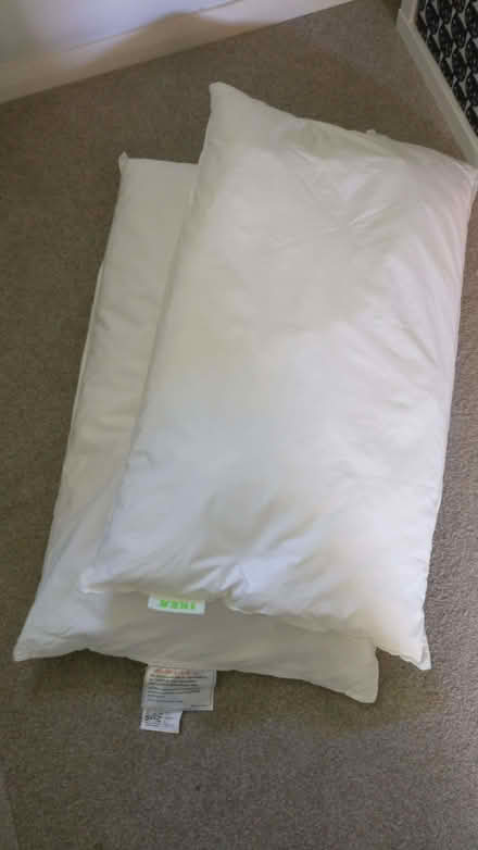 Photo of free Various bedclothes (Shenley Church End MK5) #2
