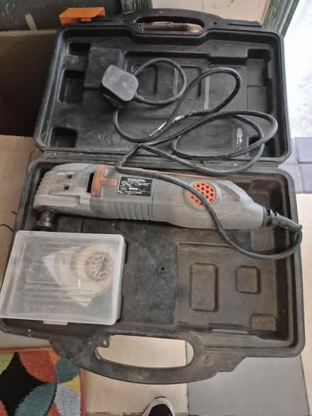 Photo of free Oscillating multitool (Bilbrook WV8) #1