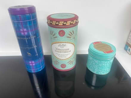 Photo of free Empty decorative tins (Hanworth Park, TW13) #1