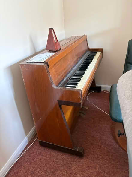 Photo of free Piano (BS7) #1