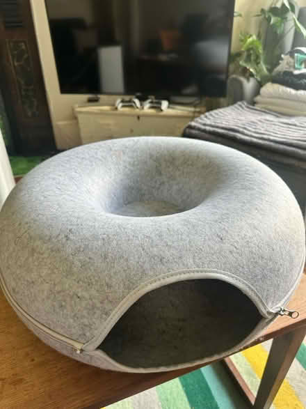 Photo of free Cat Tunnel Bed Donut (N11 2Lt) #1