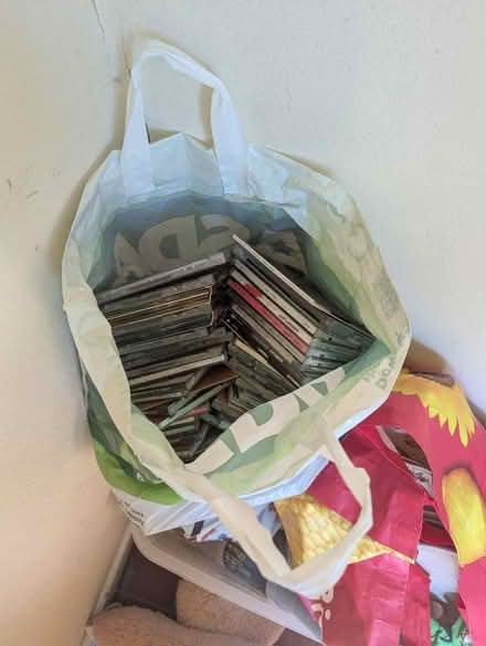 Photo of free bag of CDs and books (long ashton BS41) #1