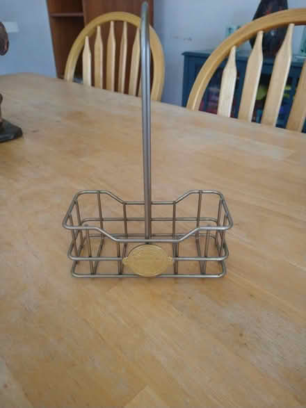 Photo of free small bath caddy/salt pepper holder (downtown novato) #1