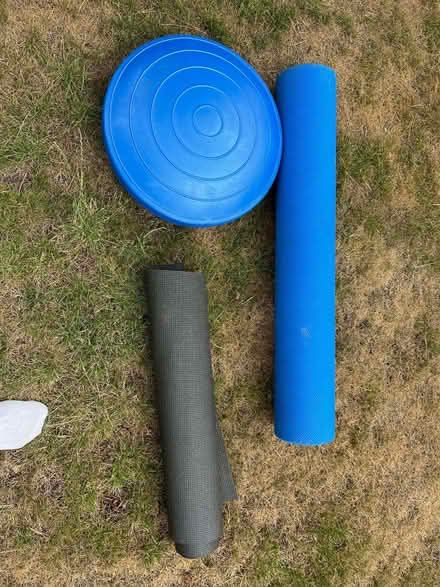 Photo of free Yoga mat, foam roller and inflatable balance cushion (Brickhill MK41) #1
