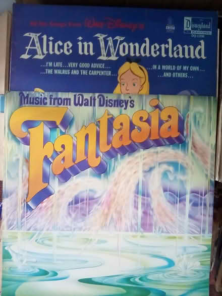 Photo of free Box Of Old Vinyl Records (CT9) #3