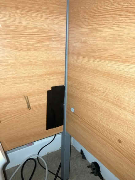 Photo of free Large corner desk -160x80cm (Bh23) #3