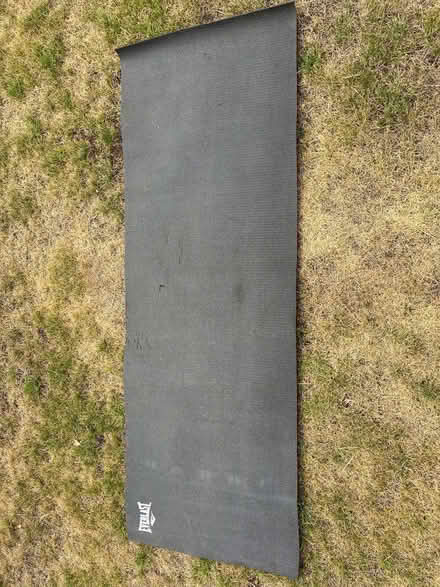 Photo of free Yoga mat, foam roller and inflatable balance cushion (Brickhill MK41) #2