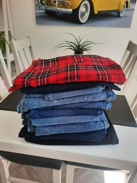Photo of free Womans jeans/ clothes 14/16 (HG3) #1