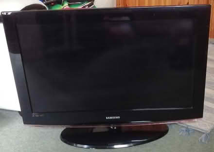 Photo of free Samsung TV (Moorlands LA1) #3