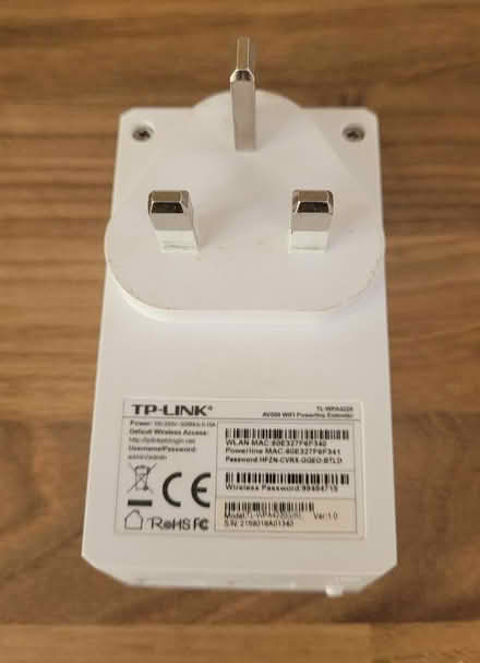 Photo of free TP-Link Powerline extenders (Hotwells BS8) #2