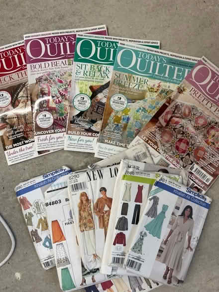 Photo of free Sewing patterns and quilting magazines (Maryburgh KY4) #1
