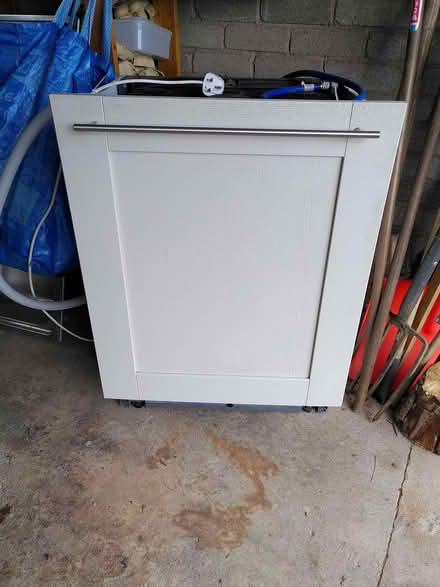 Photo of free Montpellier integrated dishwasher (Summerlands LA8) #1