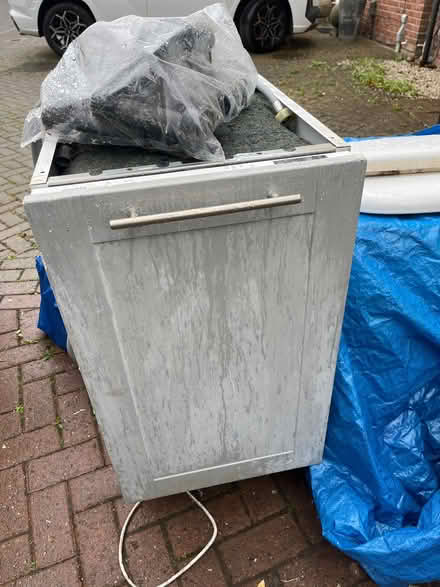 Photo of free Electriq integrated slimline dishwasher (Alderley Edge SK9) #2