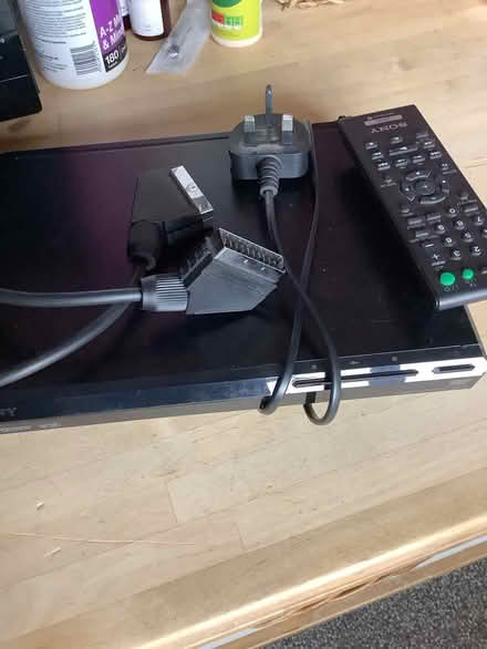 Photo of free DVD player with remote (Gracemount EH17) #4